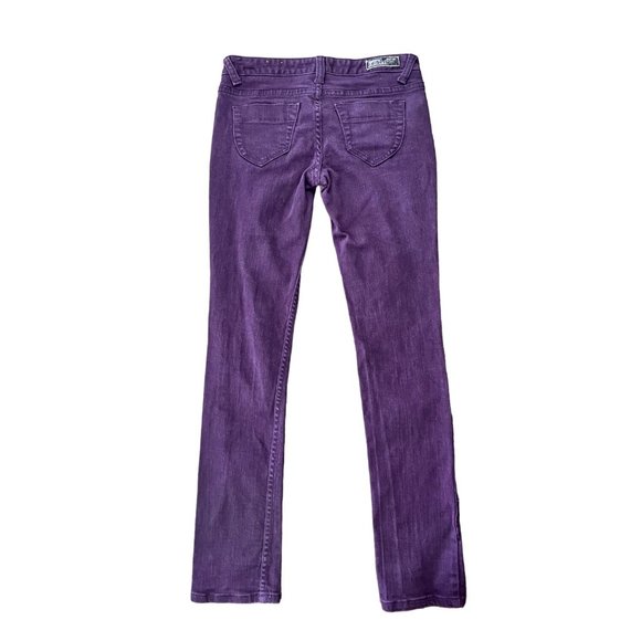 Women's MUDD Stretchy Skinny Jeans, purple plum color, low rise, Size 3(sku-e5) - Picture 6 of 11